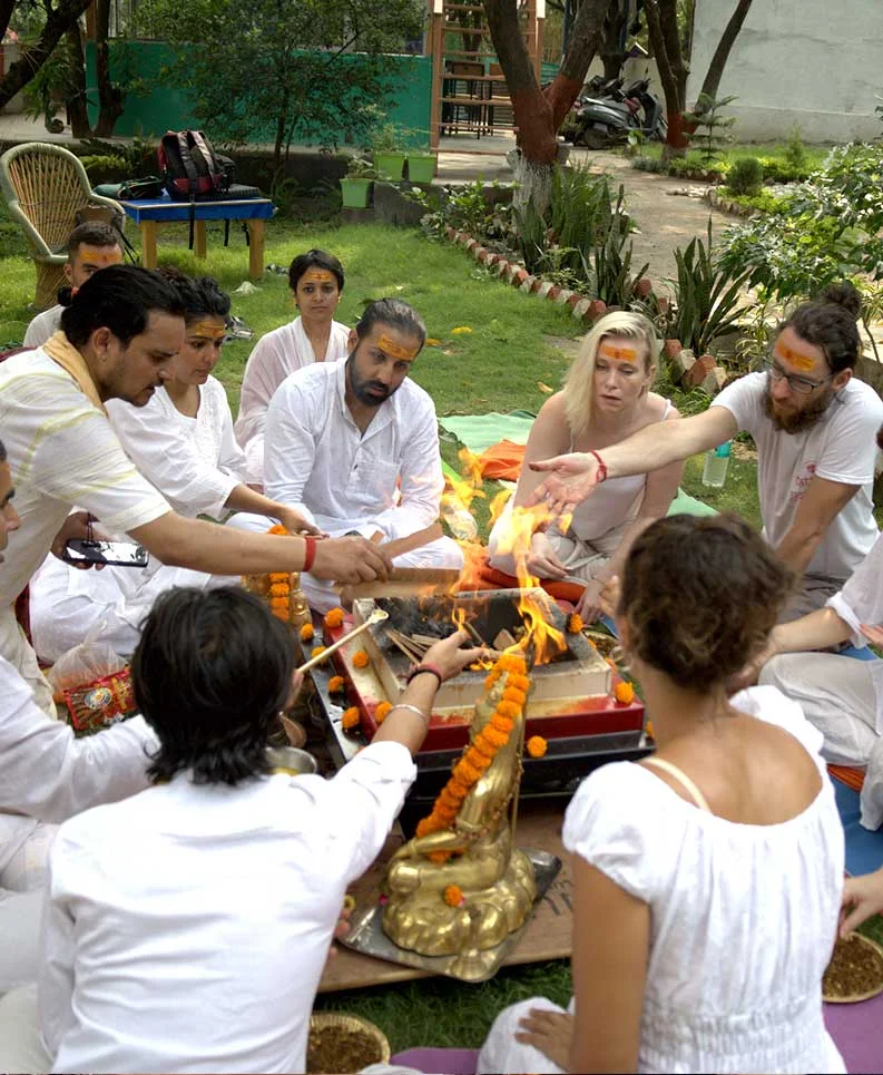 About Rishikesh Yoga School